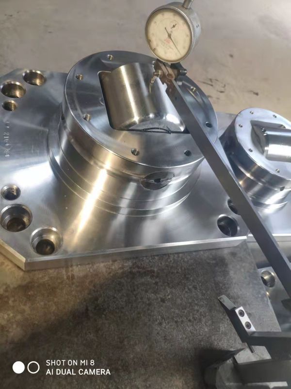 復合滾輪軸承—combined bearing， 又稱(chēng)組合滾輪軸承